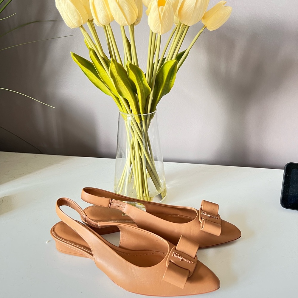 Leather slingbacks